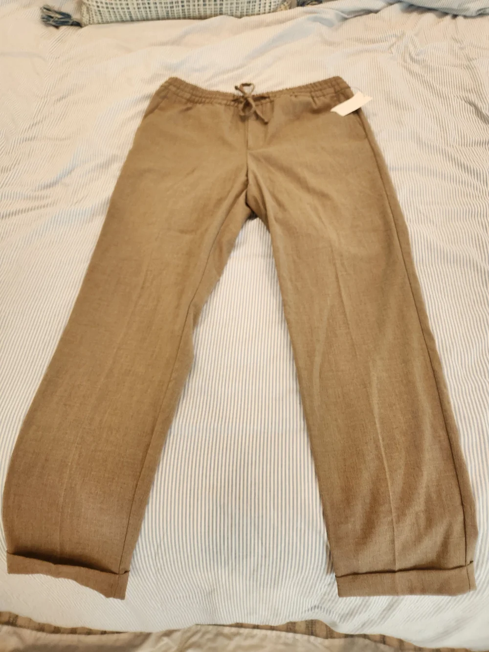 H&M Men's Tailored Rolled Leg Jogger Pants in Light Brown NWT Size M